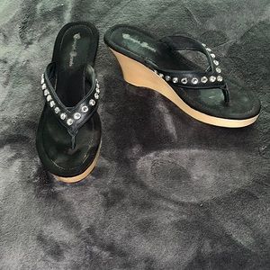 Cowgirl Jewels Size 11 Black with Crystals Heeled Wedged Thongs